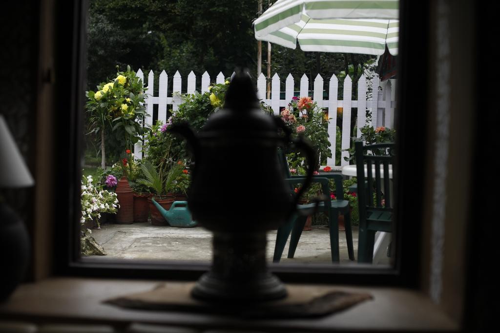 Dove Cottage Srinagar  Exterior photo